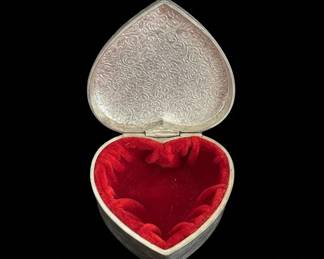 Vintage Godinger Silver Plated HeartShaped Trinket Box second image