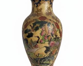 Japanese Satsuma Style Vase with Cranes third image