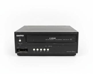 Sanyo FWDVF DVD or VCR Combo Player second image