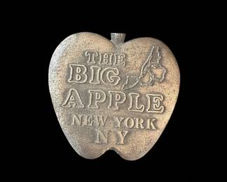 Vintage The Big Apple New York Belt Buckle