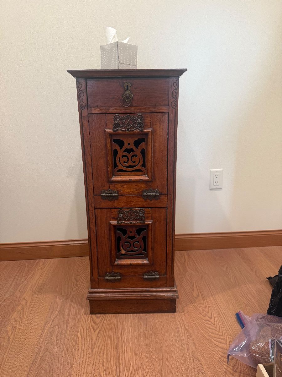 Barber Cabinet