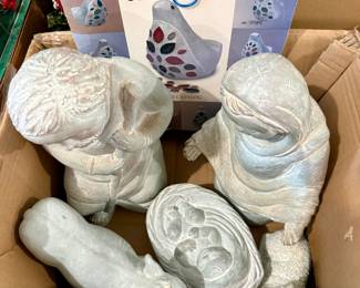 Isabell Bloom Nativity and other Isabell Bloom items