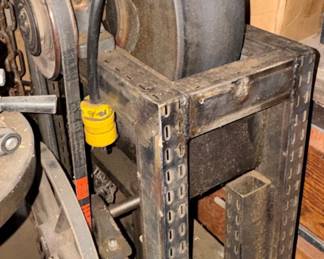 Industrial glade sharpener grinder