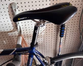 Road Bike - Cannondale Synapse 58cm (L)