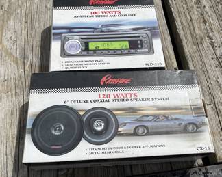 NEW Vintage car radio and speakers - NEW in box