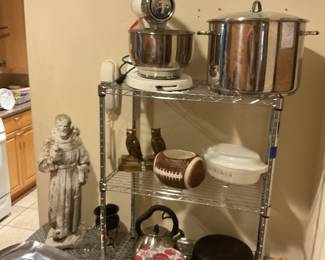 Pots and stand mixer