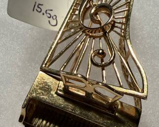 18k piano brooch