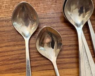 Lundtoffe (Sweden) set of 8 tea or demitasse spoons