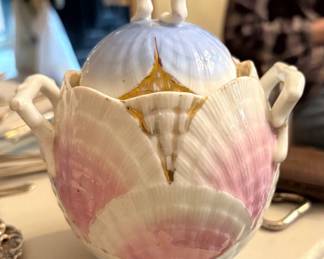 Antique German porcelain bowl w/lid