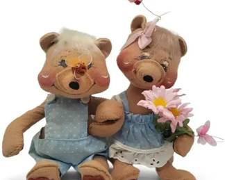 2 Annalee Springtime Bears – Vintage Boy & Girl Teddy Bears with Flowers, Easter Collectibles