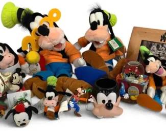 12-Piece Vintage Disney Collectibles Lot – Goofy, Mickey Mouse, Plush, Mugs & More