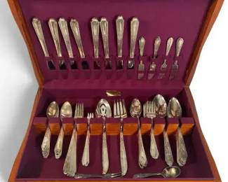 Wm. Rogers IS Silver Plated Flatware Set – Vintage Service Collection in Wood Storage Chest