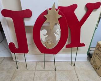 Handmade holiday yard decor