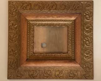 Vintage multi-tiered profile frame with glass