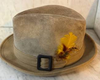 Vintage Dobbs suede fedora