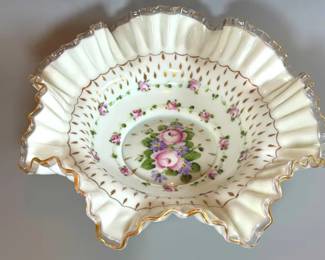 999 Vintage Fenton Silver Crest Charleton hand painted roses ruffled edge bowl