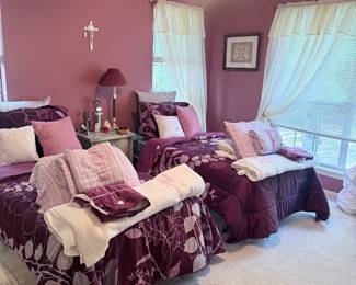 pair, nice twin beds