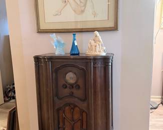 antique radio