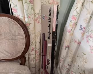 Air rifle