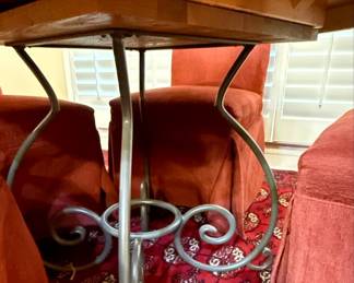 Pembrook Style Dining Set