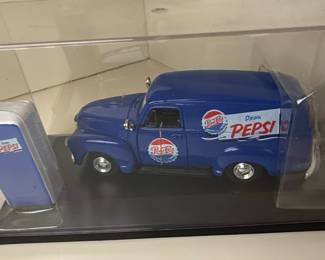 Road Champs 1954 Chevrolet Panel Van Pepsi Diecast Model 1:43 Scale