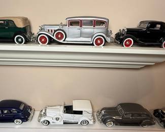Anson 1:18 Scale Diecast Classic Car Collection