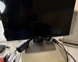 Dell and Samsung Monitor Setup with Power Center