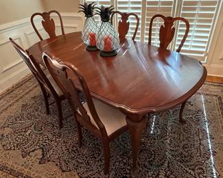Pennsylvania House Queen Anne Style Cherry Dining Set