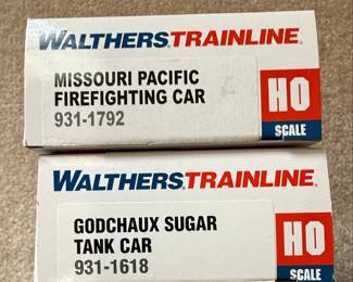 Walthers Trainline HO Scale Tank Cars