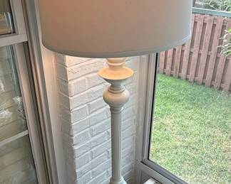 Traditional Style Floor Lamp