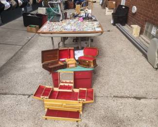 Jewelry table