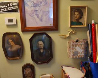Wall photos and antique frames