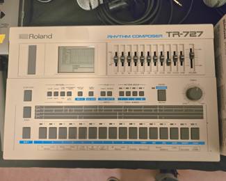 Roland TR-727