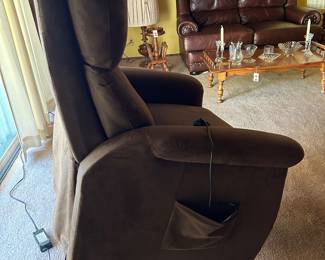 Lift chair. Clean, like new.