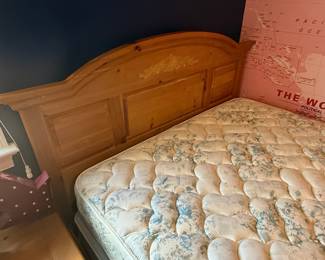 Traditional Pine Full-Size Bed Frame