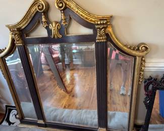 LaBarge Georgian Style Parcel Gilt Burl Wood Mirror