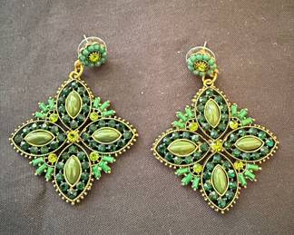 Vintage Green Rhinestone Filigree Drop Earrings
