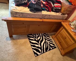 Traditional Pine Full-Size Bed Frame
