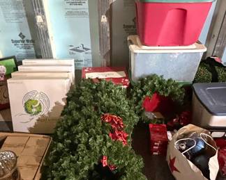 Holiday Decor and Artificial Wreath Lot