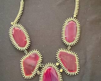 Kendra Scott Harlow Statement Necklace in Burgundy Agate