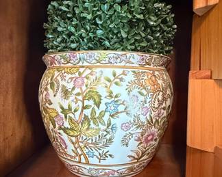 Chinese Famille Rose Porcelain Fishbowl Planter