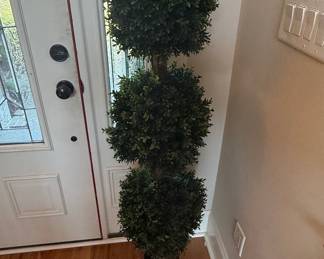 Artificial Triple-Ball Boxwood Topiary Tree