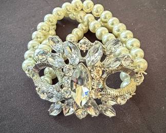 Vintage Faux Pearl and Rhinestone Bridal Bracelet