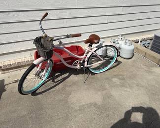 Huffy Malibu Cruiser Bicycle