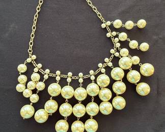 Vintage Faux Pearl Cascade Bib Necklace