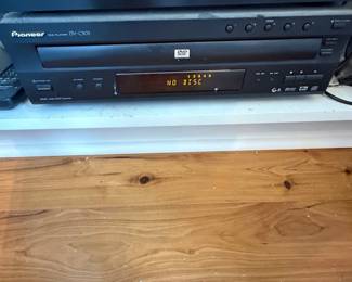 Pioneer DV-C503 DVD Player