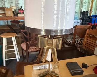Pottery Barn Emily & Meritt Bow Accent Table Lamp