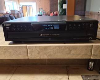 136 SonyCDPCE3755DiscCDChanger
