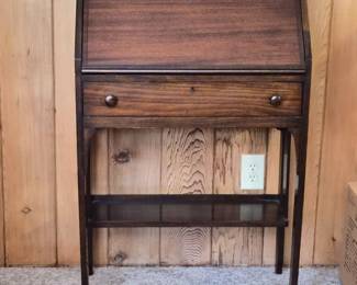 115 ArtsCraftsDropFrontWritingDesk