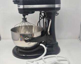 9 KitchenAidProfessional5PlusTableMixer